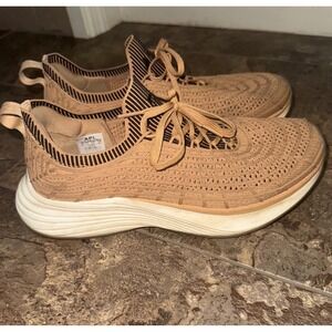 SOLD OUT APL Techloom Zipline Athletic Propulsion Labs Tan Ribbed Sneakers‎ 10W